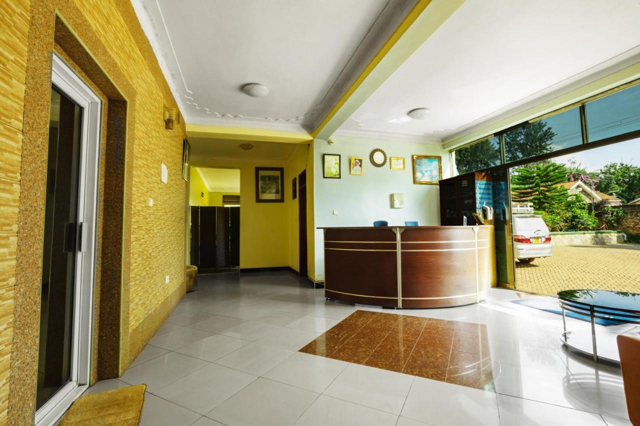 Santa Maria Hotel エンテベ エクステリア 写真