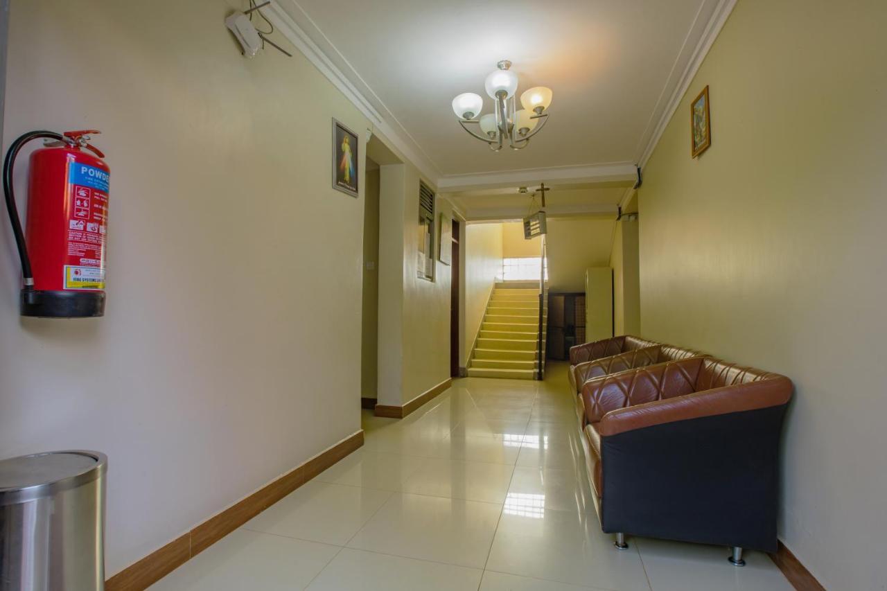 Santa Maria Hotel エンテベ エクステリア 写真